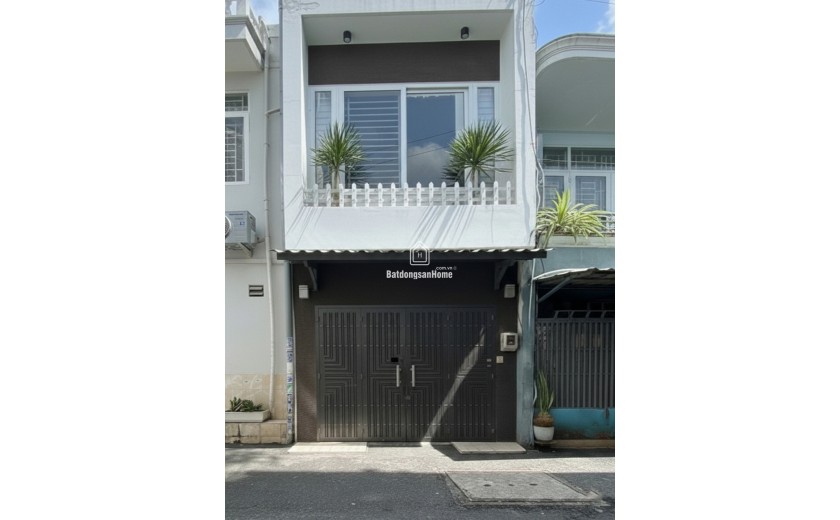 L1559 ⭐️ sát CV Làng Hoa Gò Vấp, SHR, Nở hậu, 3 tầng, 3.2x10m, 5.x tỷ